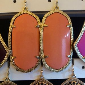 Coral Kendra Scott Danielle earrings